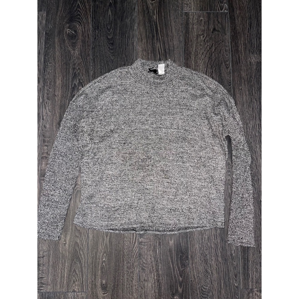 Him turtle neck cropped sweater from H&M